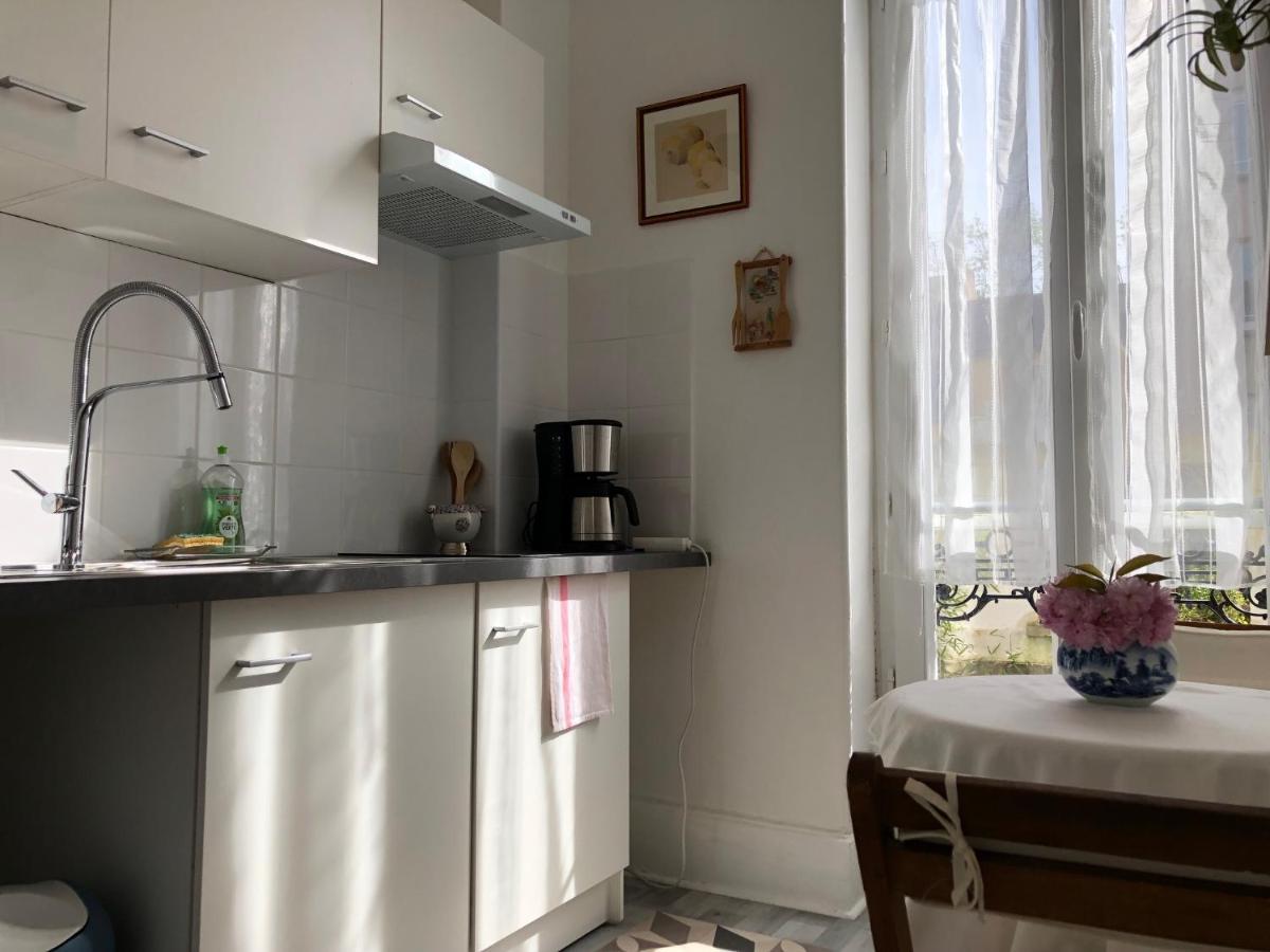 Appartement Camelia Studio De Charme à Côté Des Thermes Vichy